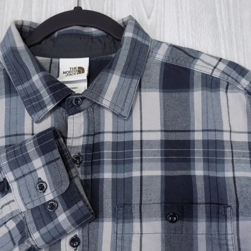 The North Face Mens L Gray Plaid Flannel Button Down Outdoor Gorpcore Comfort